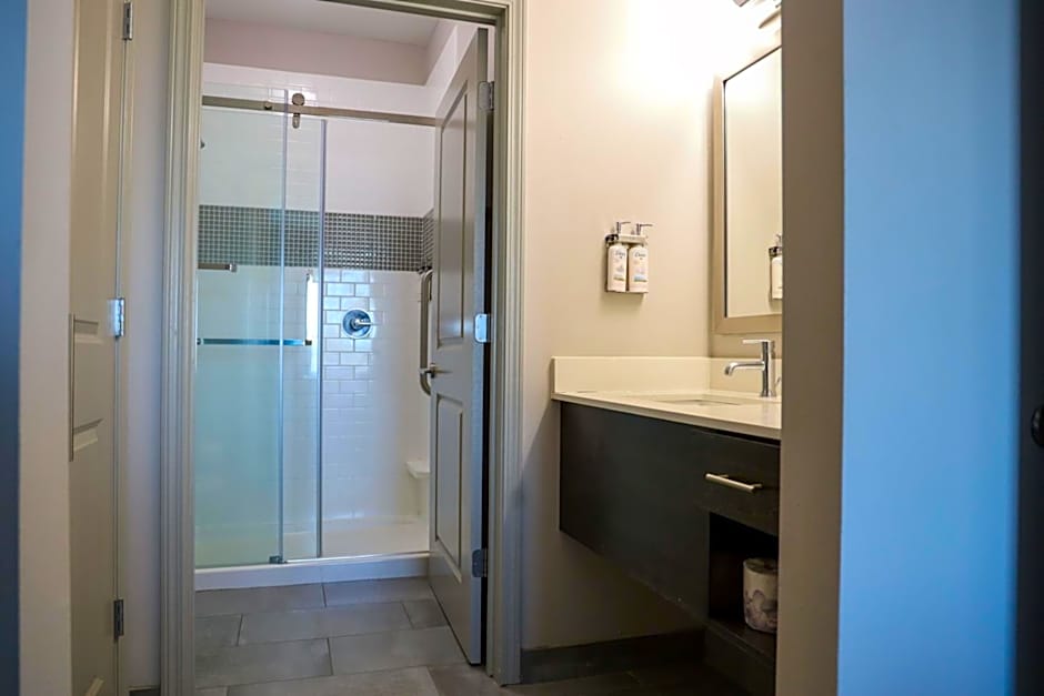 Staybridge Suites Lake Charles By IHG