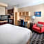TownePlace Suites by Marriott Republic Airport Long Island/Farmingdale