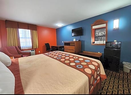 1 King Bed Mobility Accessible Room Non-Smoking