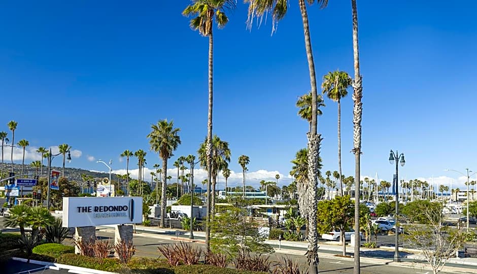 Redondo Beach Hotel, Tapestry Collection by Hilton