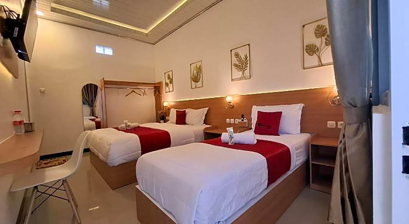 RedDoorz near Kampung Inggris Pare