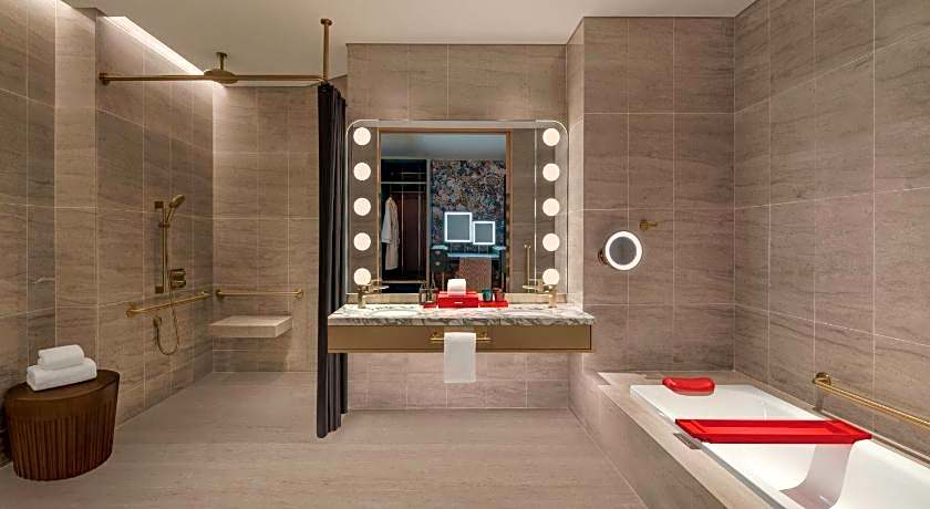 W Macau - Studio City