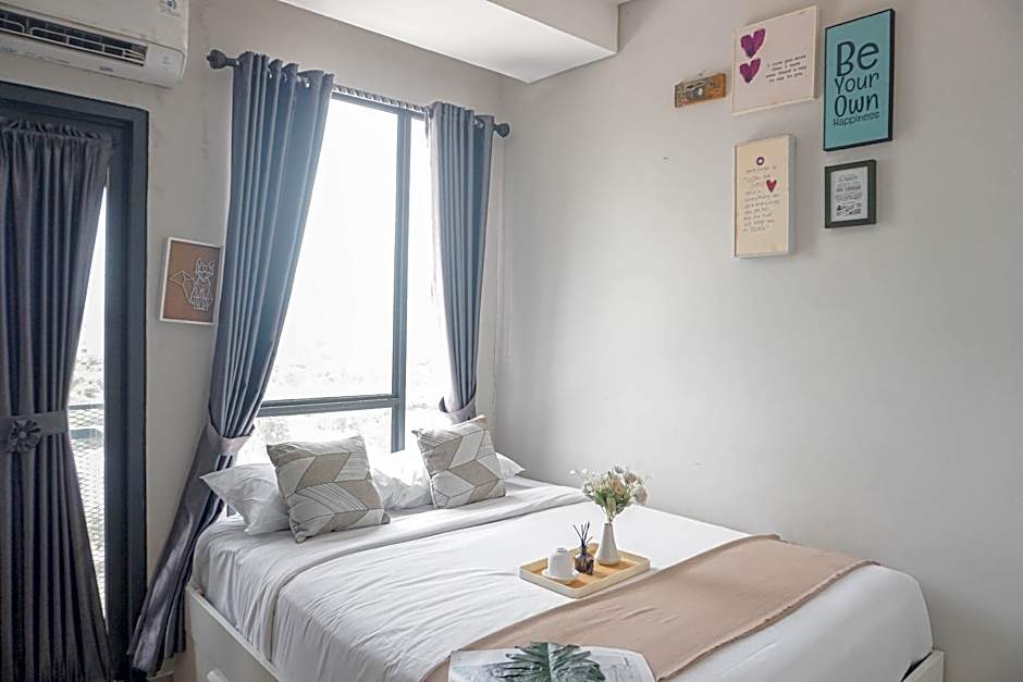Cozy Studio Room at Monroe Tower By Travelio
