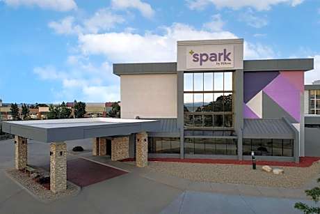 Spark by Hilton Denver East I 70