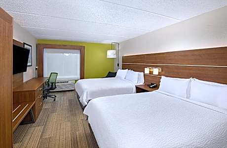 Standard Room with Two Queen Beds