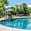 Captains Quarters Motel & Conference Center