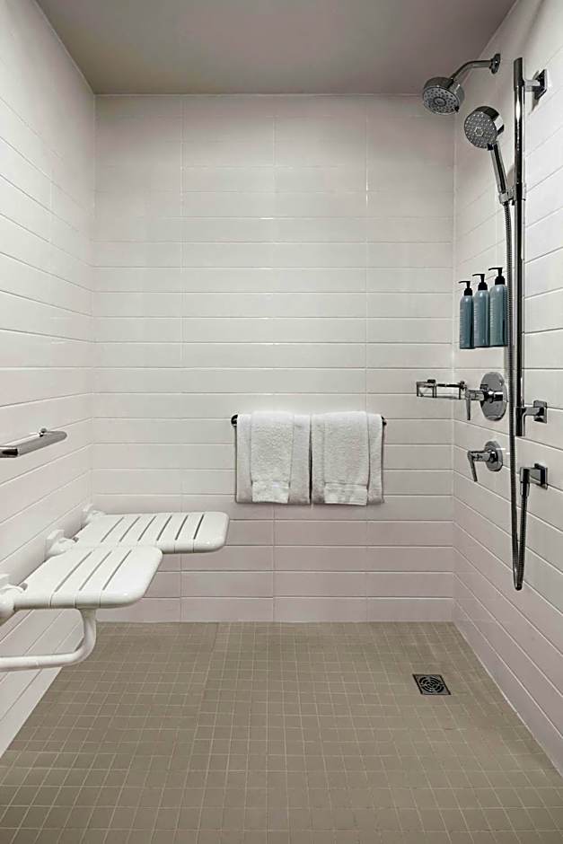 Residence Inn by Marriott Montreal Airport