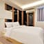 Show Hotel