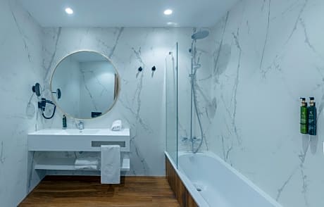 Double with extra bed 2adults+1child