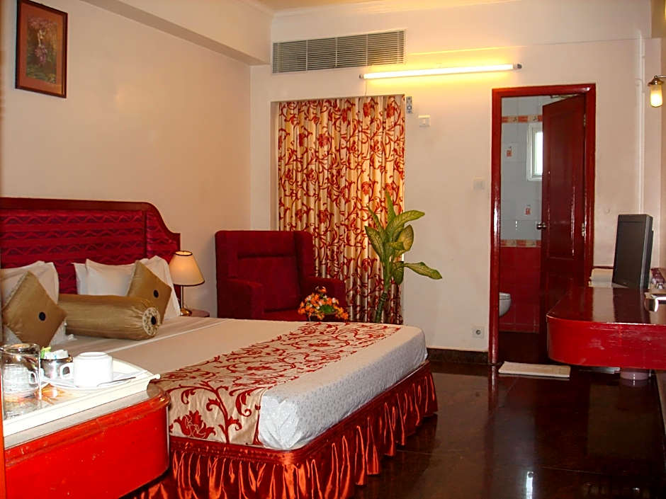 Hotel Le Garden – Experience Serenity Near Sacred Temples