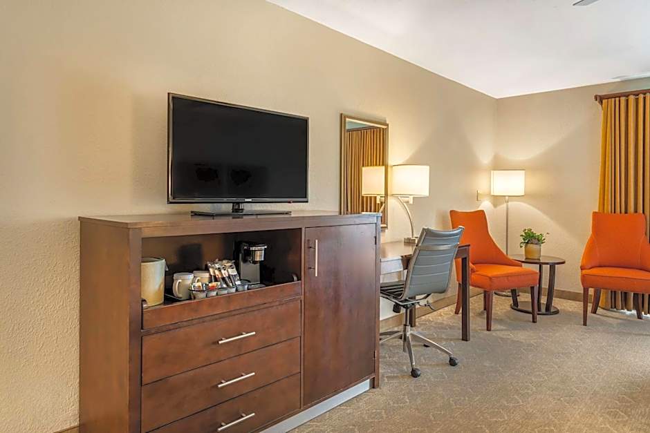 Best Western Plus Monterey Inn