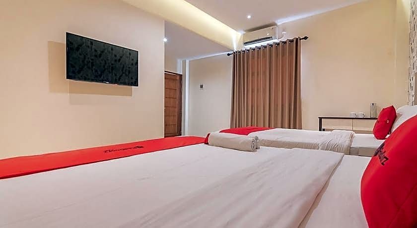 RedDoorz Plus @ Siradj Salman Samarinda