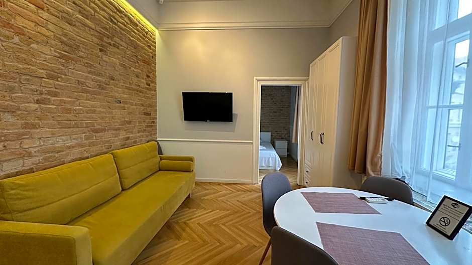 Carol Residence - ultra central - powered by NEO