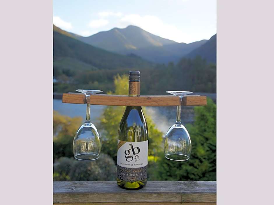Loch Leven Hotel & Distillery