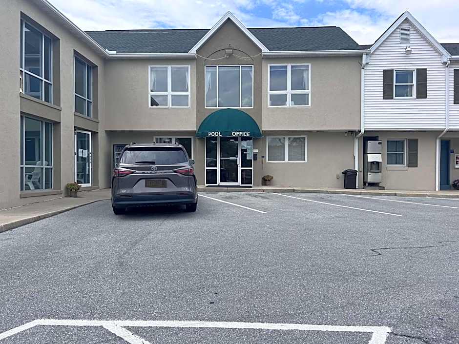 Rodeway Inn & Suites