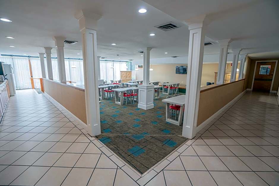 Ambassador Inn and Suites