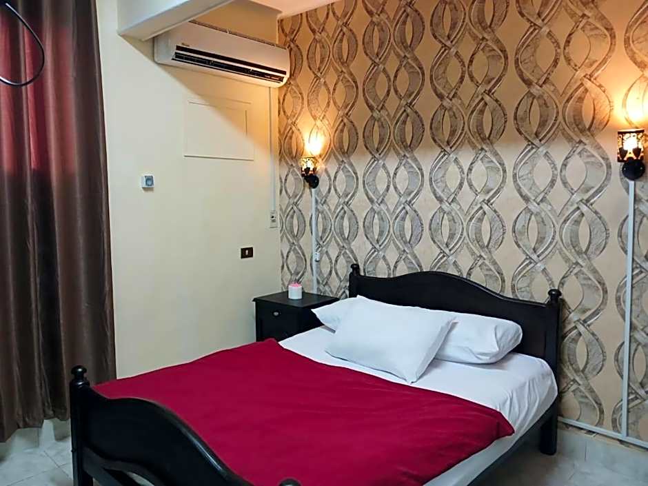 New Palace Hotel