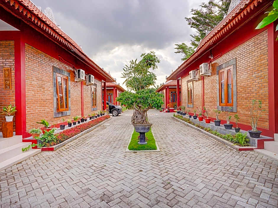 Collection O 90265 Cempoko Mulyo Homestay Syariah