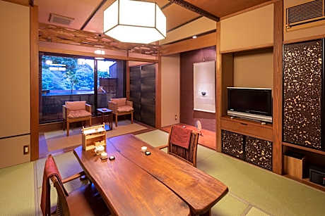 Yugao Deluxe Suite with Open-Air Bath