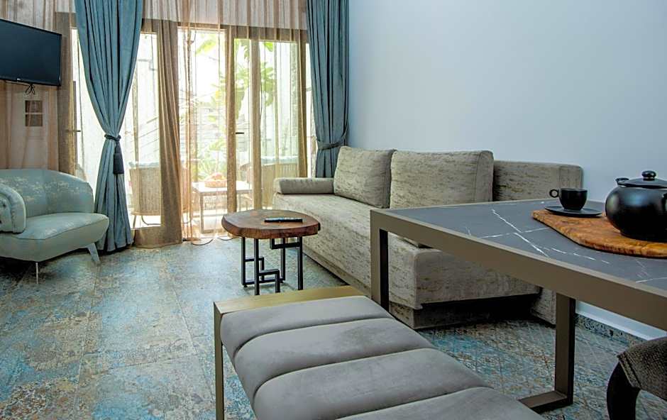 Beach Walk Luxury Suites