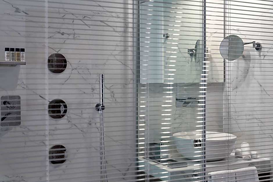 Elia Ermou Athens Hotel