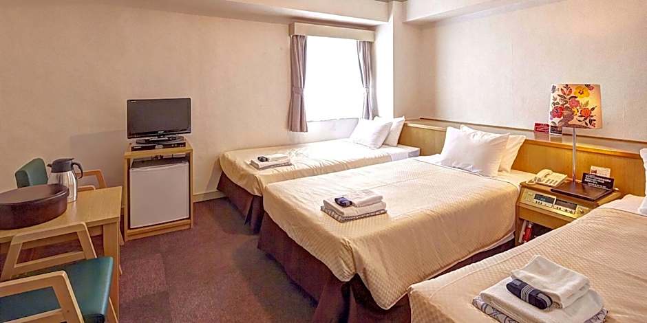 Okinawa Sunplaza Hotel