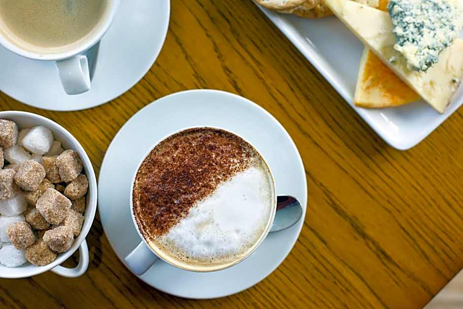 The Peacock at Barlow