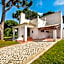 Perfect Retreat Overlooking Pinhal Golf Course, Private pool, Off-street parking