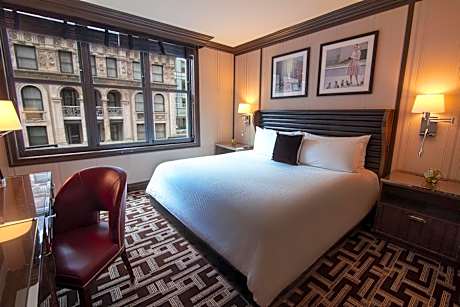 Premium King Room
