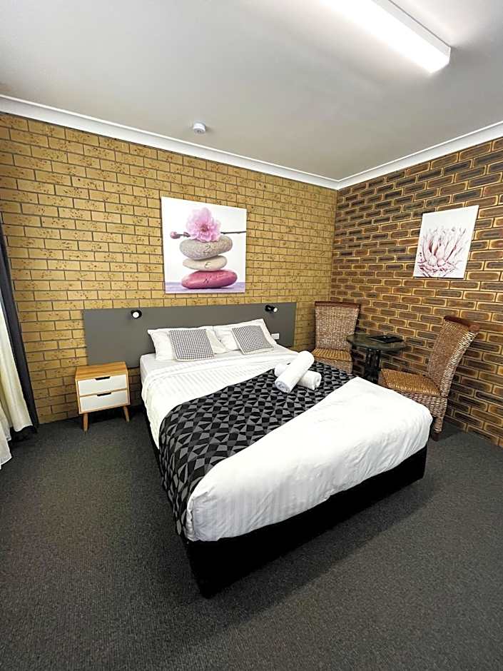 Squatters Homestead Motel