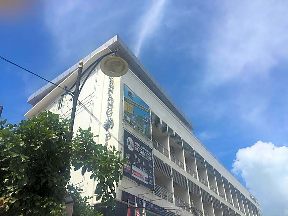 Cenang Plaza Beach Hotel