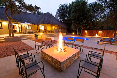 Kingly Bush Villa