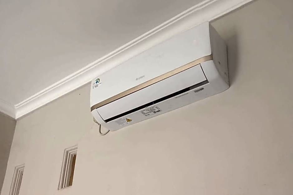 Hotel O Njy House SyariahNearBandara Sultan Syarif Kasim II