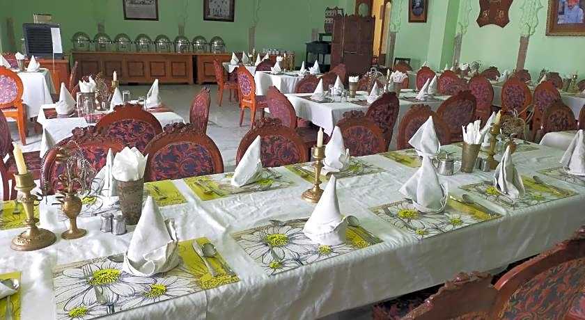 Hotel Pushkar Palace