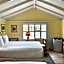 Carmel Green Lantern Inn