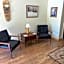 Creekside Downtown Vacation Suites, Only Adults 25 or older