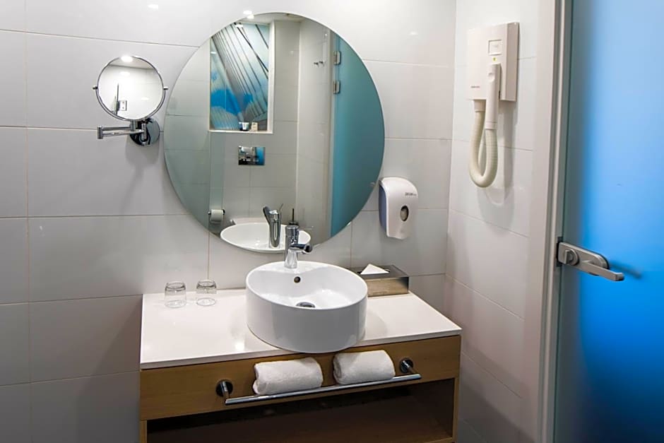 Eyal Hotel by Smart Hotels