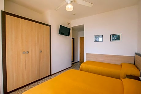 Triple Room with Balcony