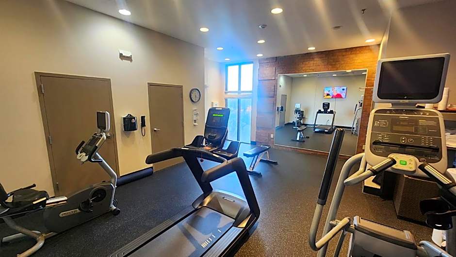 Holiday Inn Express Fredericksburg - Southpoint By IHG