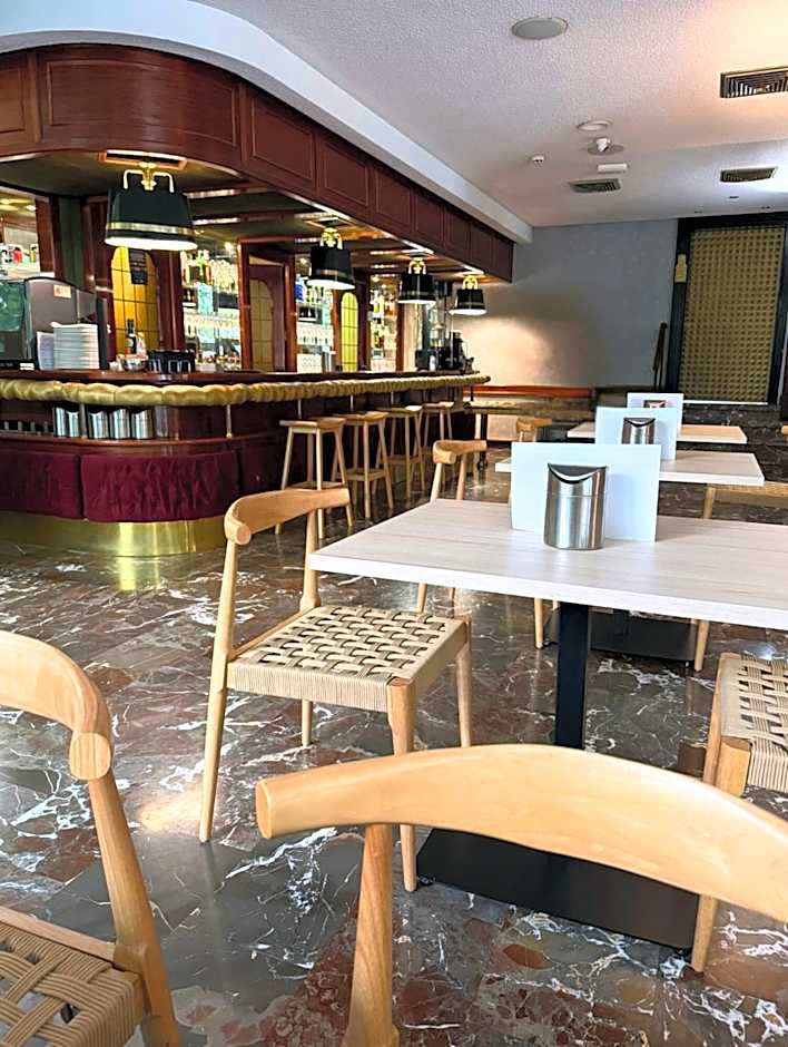 Hotel Condestable Iranzo