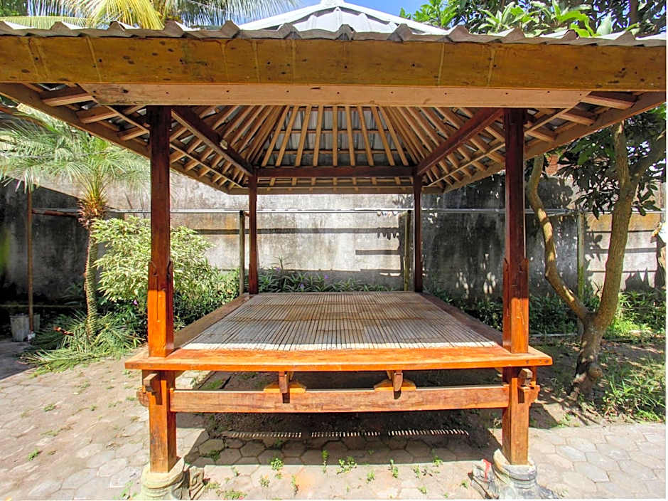 OYO Life 92829 Kos Insan Madani