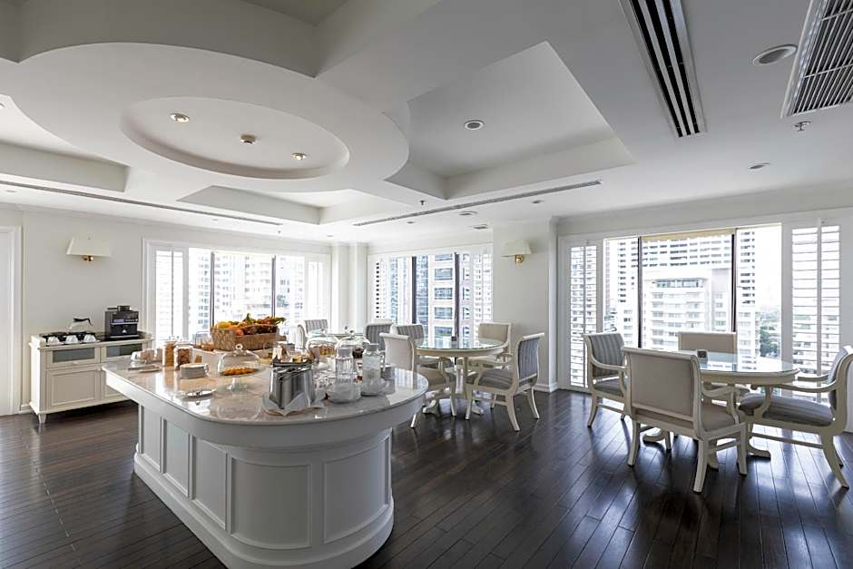 Cape House Langsuan Hotel