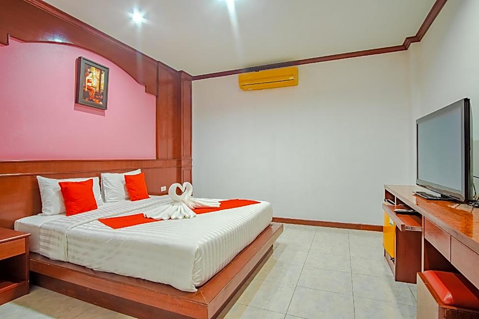 Art Mansion Patong Hotel