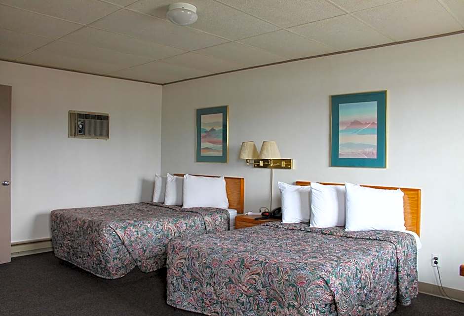 Budget Host Crestview Inn