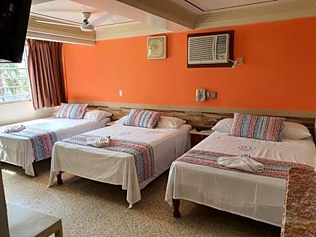 Comfort Triple Room with Shower