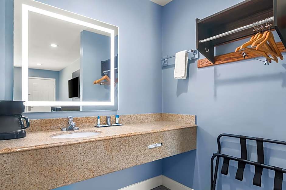 Americas Best Value Inn & Suites Siloam Springs