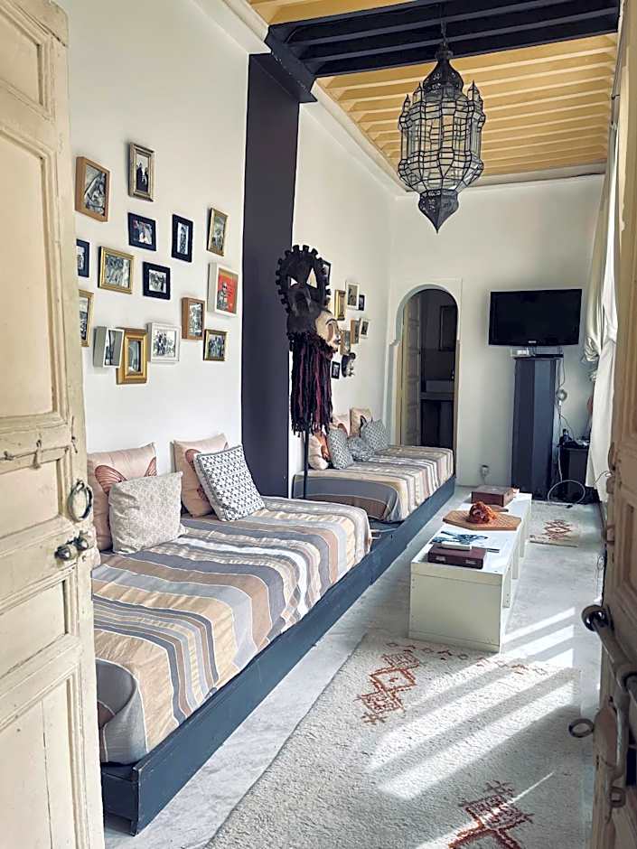 Riad 144