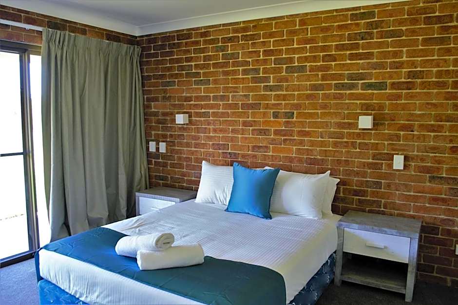 Woolshed Hill Estate