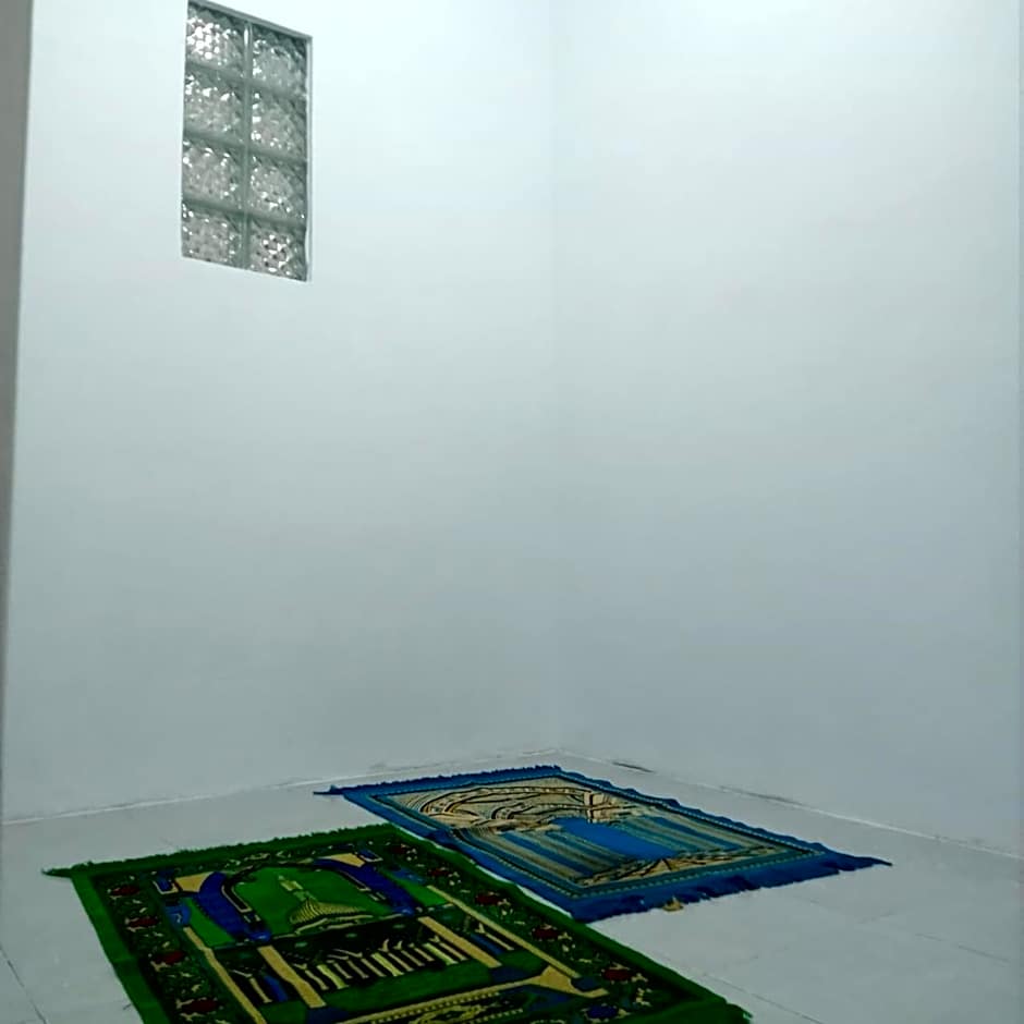 Homestay Black&White