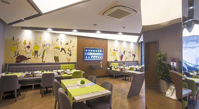 Zeniva Hotel 